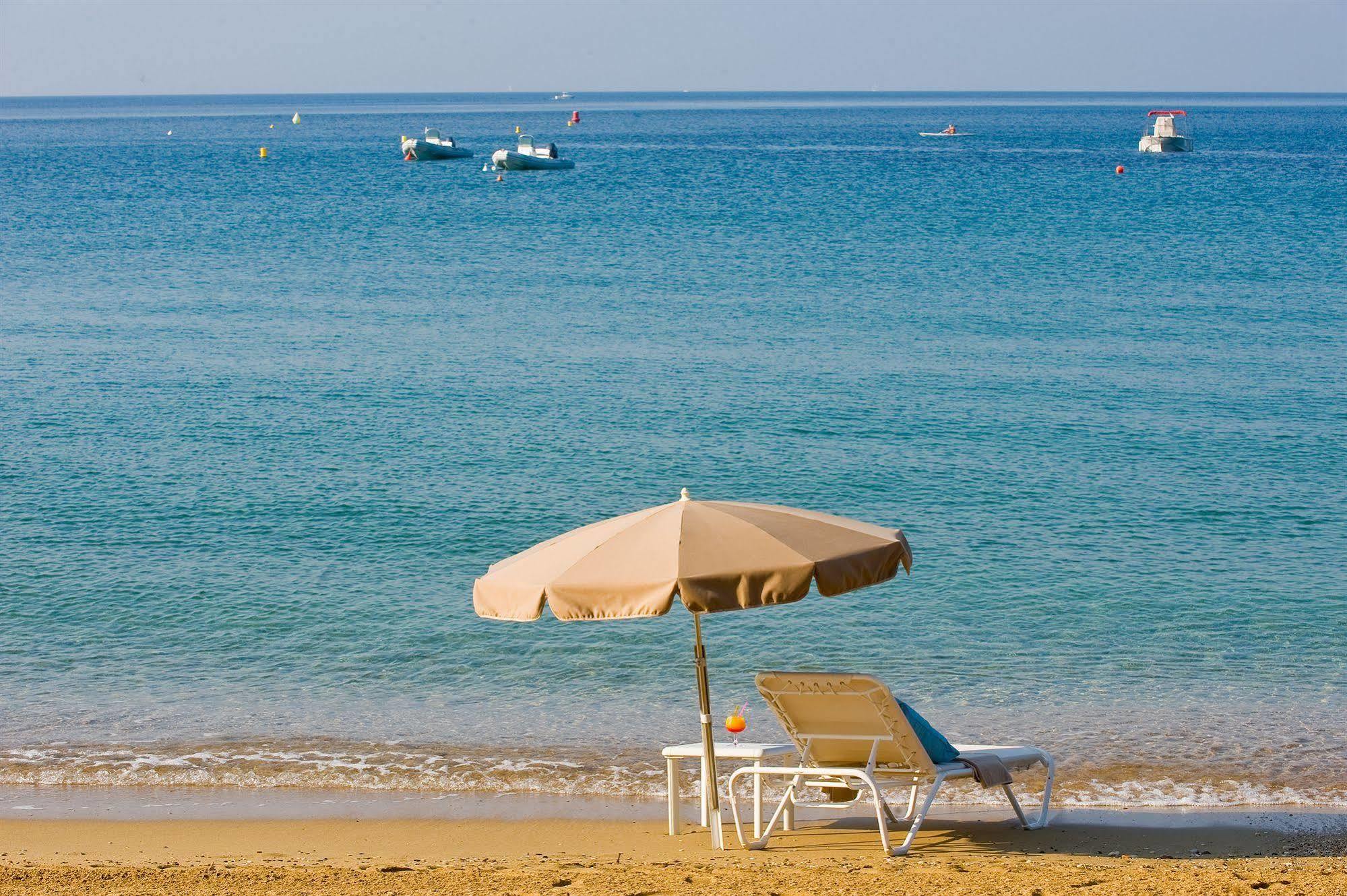 La Pinede Plage La Croix-Valmer Luaran gambar